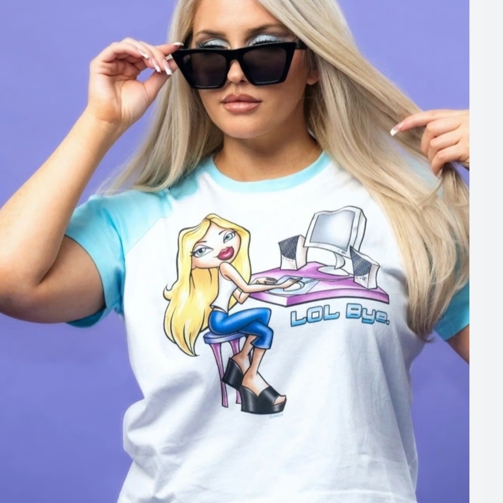 Cakeworthy Bratz lol bye graphic crop top shirt tee 💙